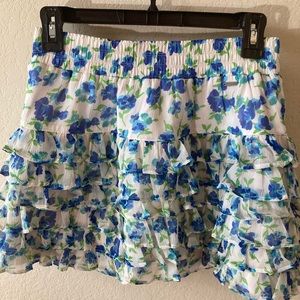 Hollister White Floral Chiffon Layered Ruffle Mini Skirt Elastic Waist Size L